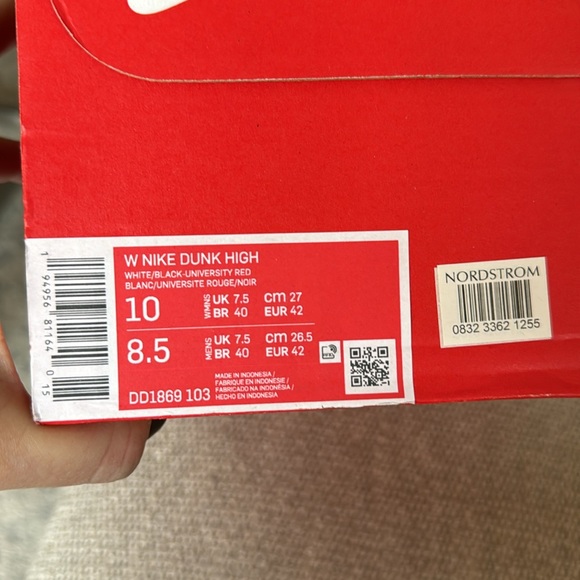 Nike Dunks - Picture 8 of 8